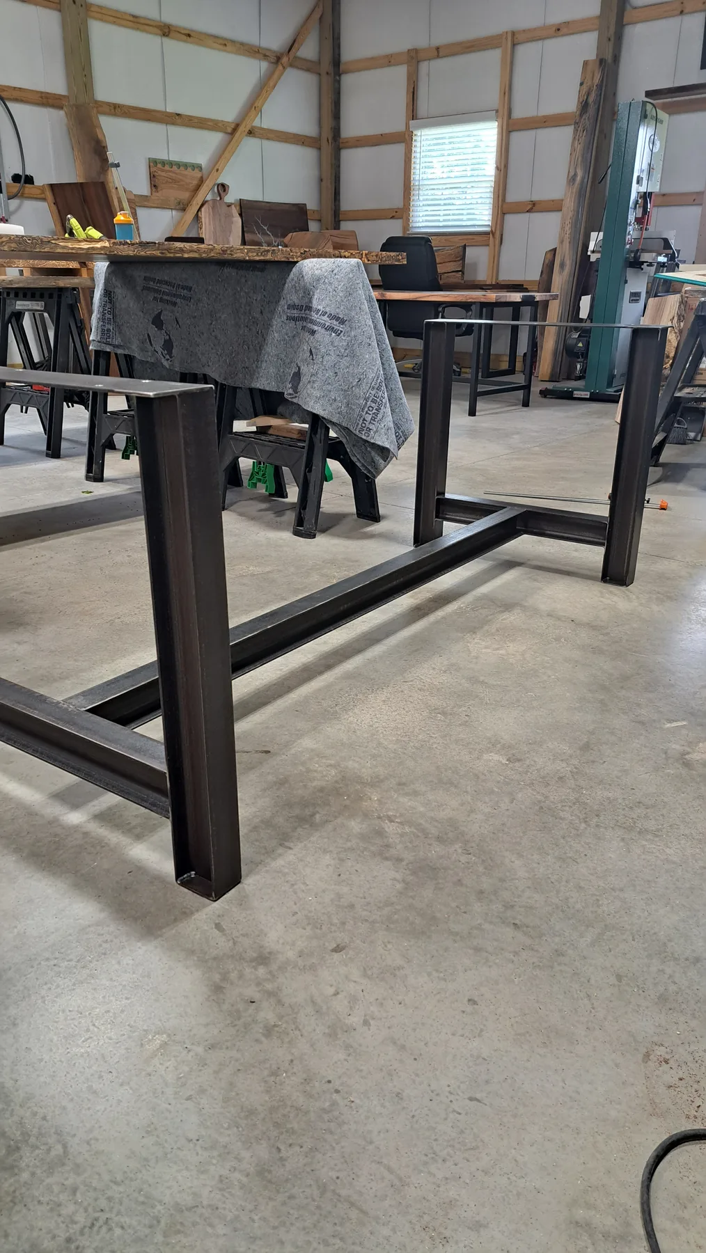keystone walnut dining table behind the build photo 8